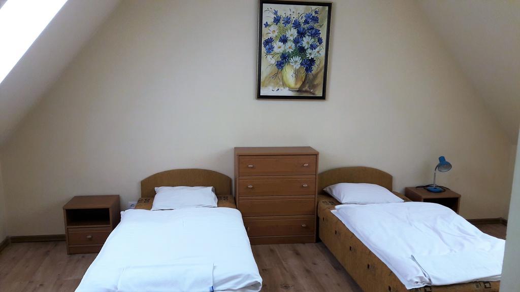 Apartamenty Goscinne Med-Palace Niemodlin Buitenkant foto